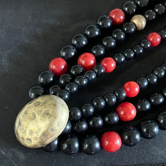 Vintage Black and Red‎ Beaded Victorian Revival Necklace with Gold Accents - Picture 3 of 3
